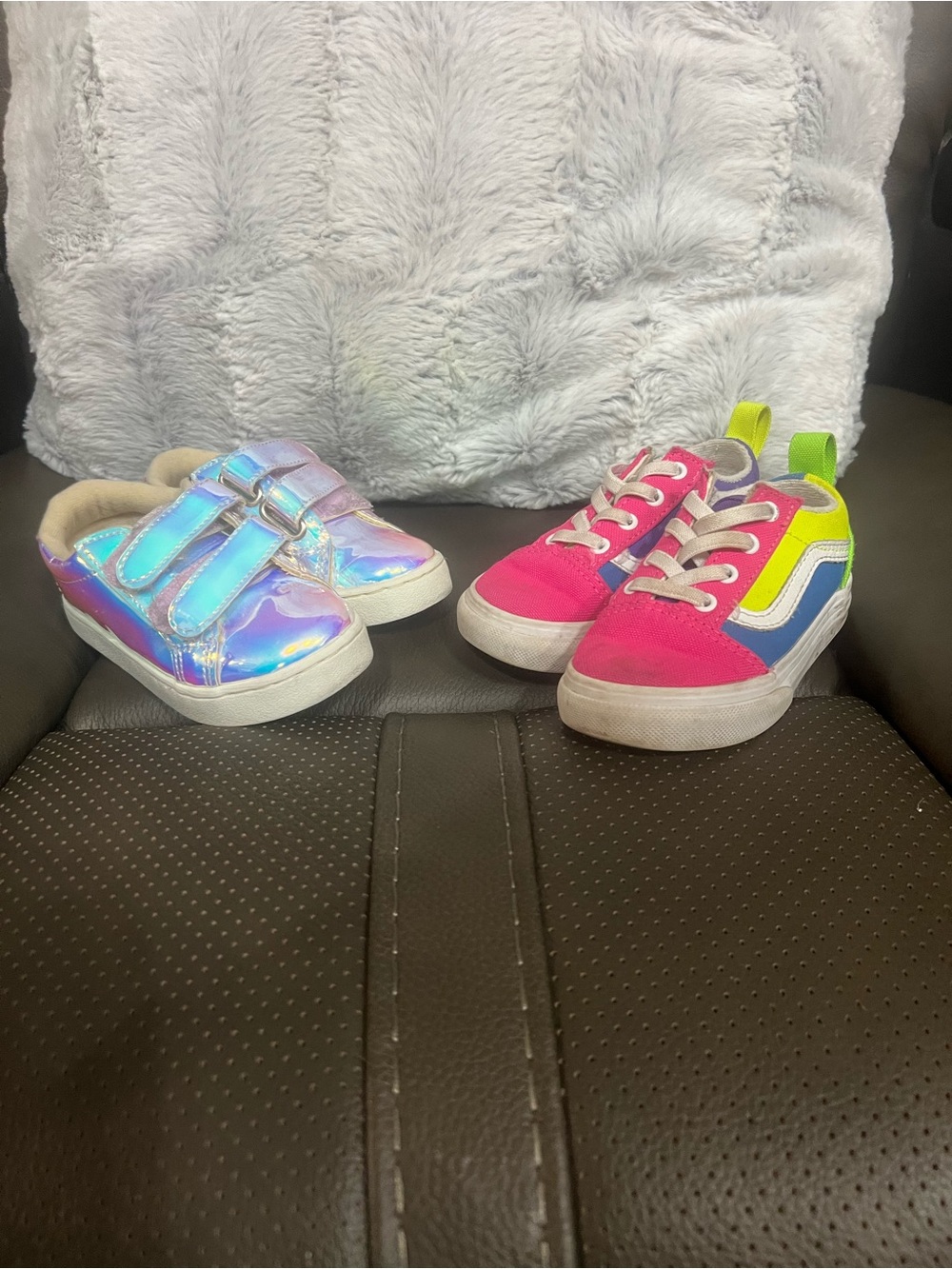 Little girls size 7 sneakers